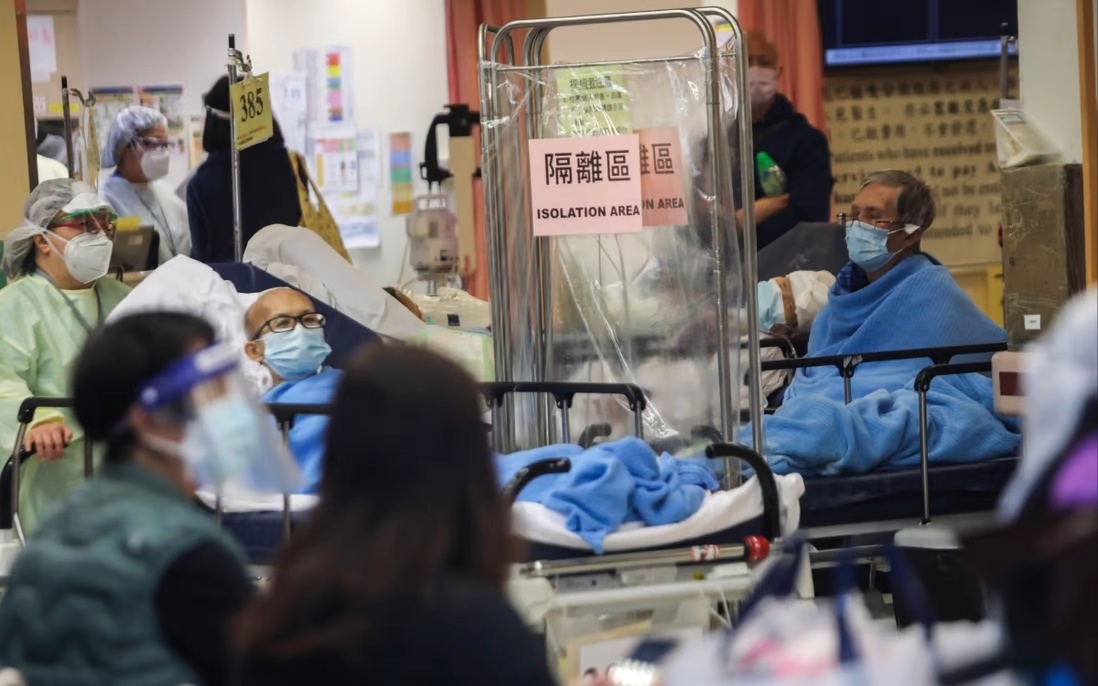 Tình cảnh ám ảnh bên trong các bệnh viện trị Covid-19 ở Hong Kong (Trung Quốc)